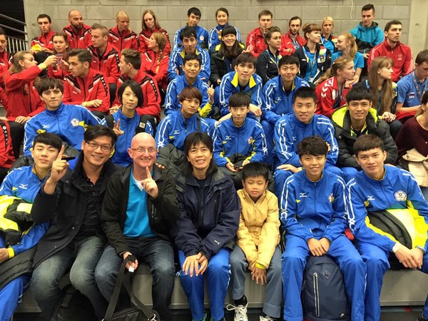 开云sport-世界杯队主教练发声，誓言带队登顶