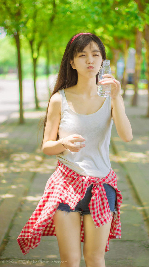 开云体育-穹顶之下，火箭的轰鸣与旧秩序的裂痕